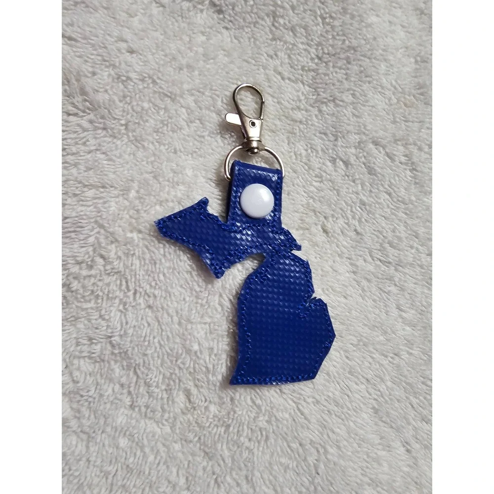 Michigan Keychain State Pride Souvenir Gift Bag‎ Charm Blue Novelty Keyring